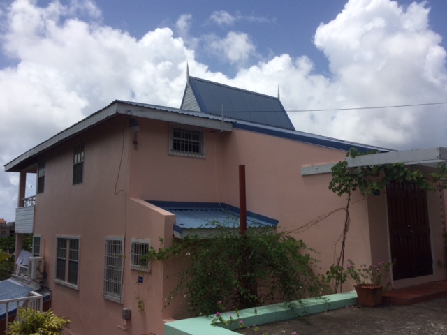 Apartment building fro sale at Rodney Heights St Lucia