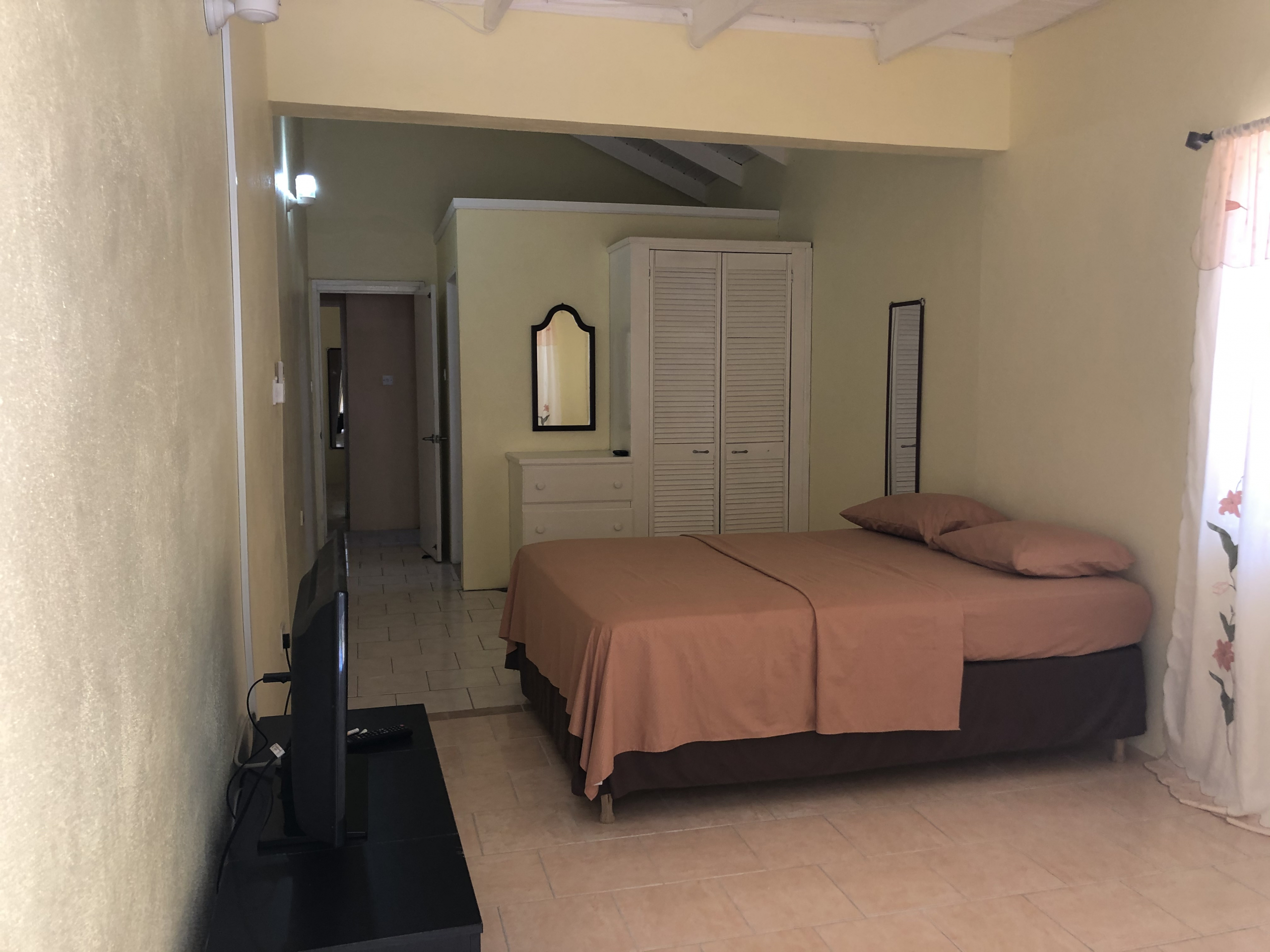 hotel for sale in vieux fort st lucia bed1