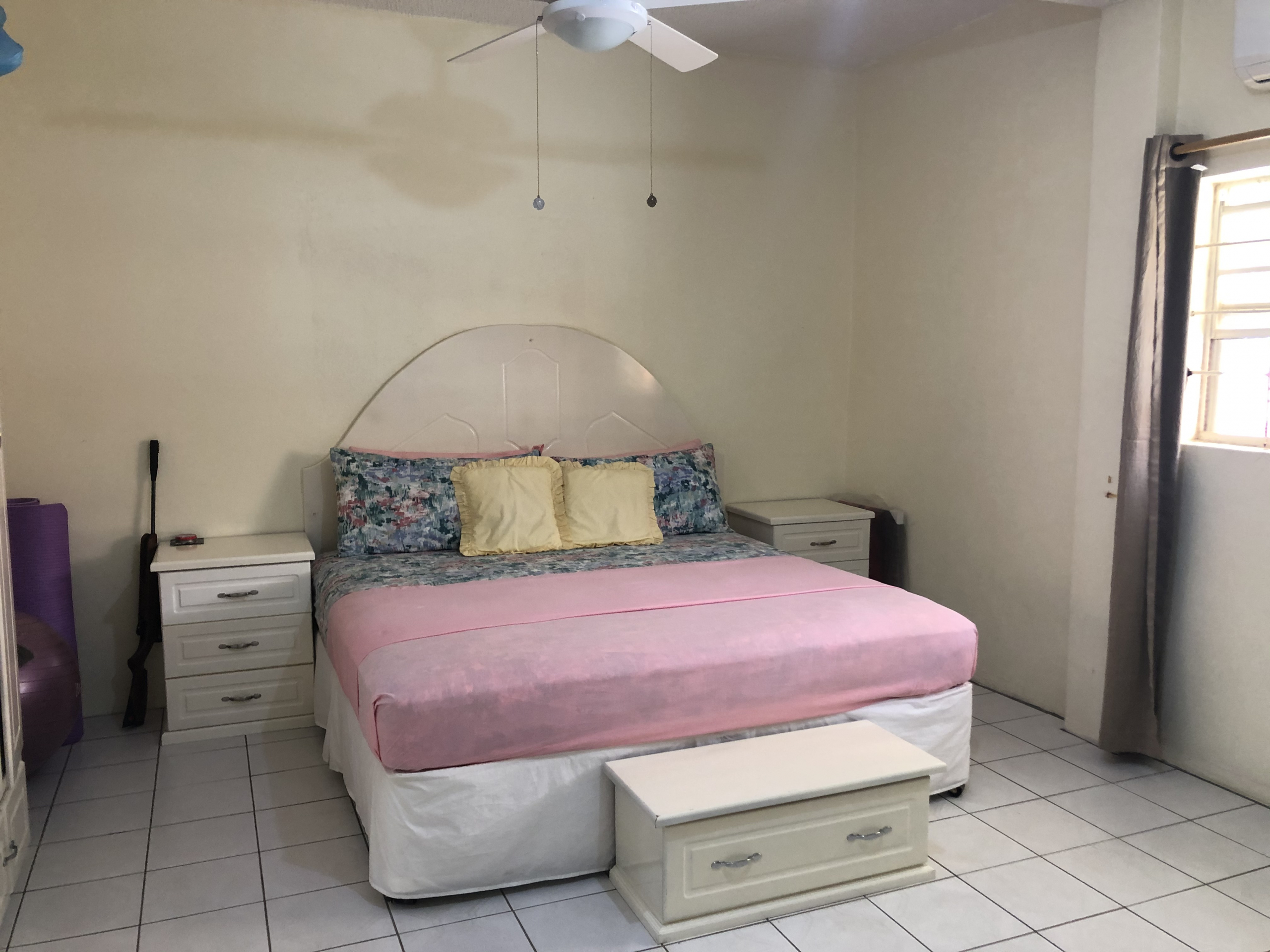 marigot bay st lucia villa for sale pink bed