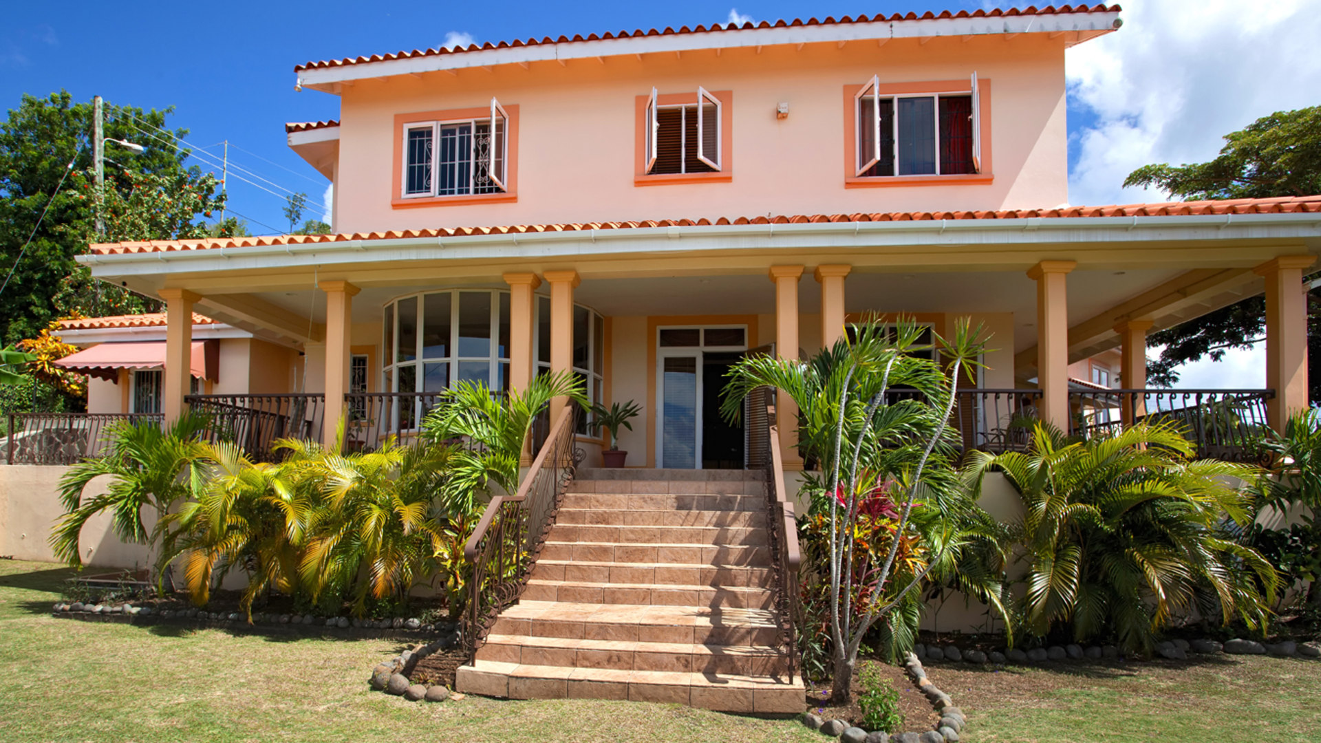 casa soluna villa for sale at rodney herights rodney bay St Lucia