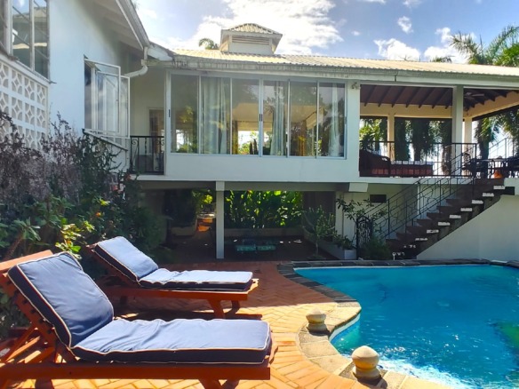 Luxury House For Sale in St Lucia with Beach View