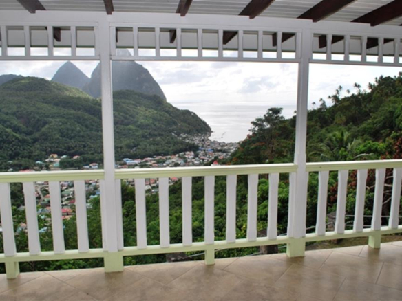 buying property in st lucia