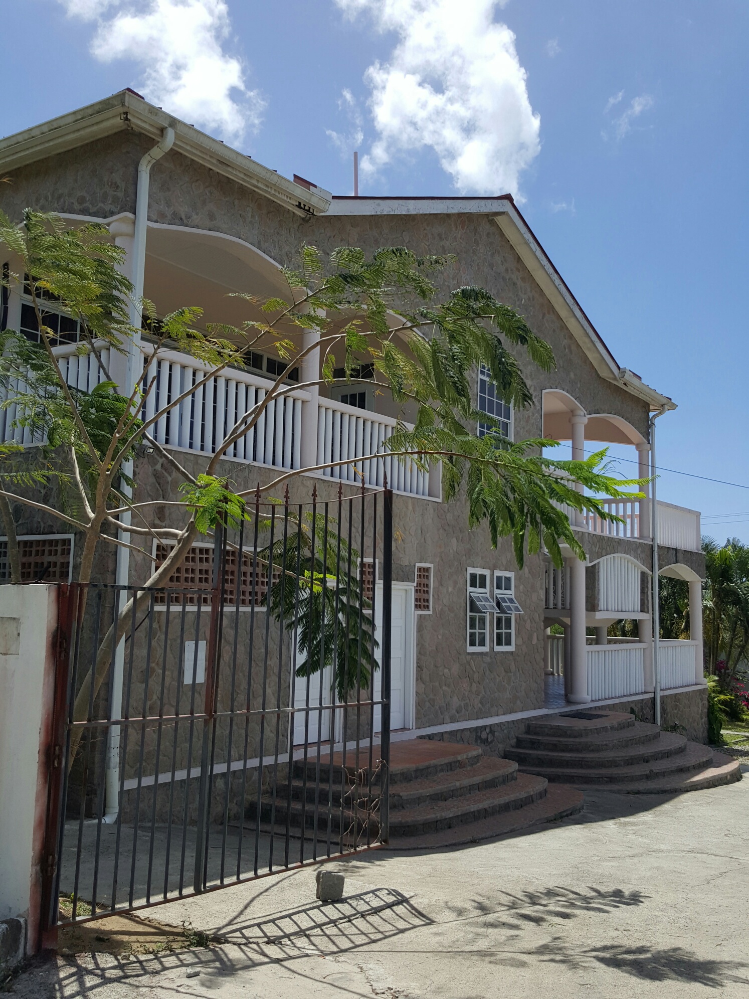 L’Escape St Lucia – Hotel for Sale in Choiseul