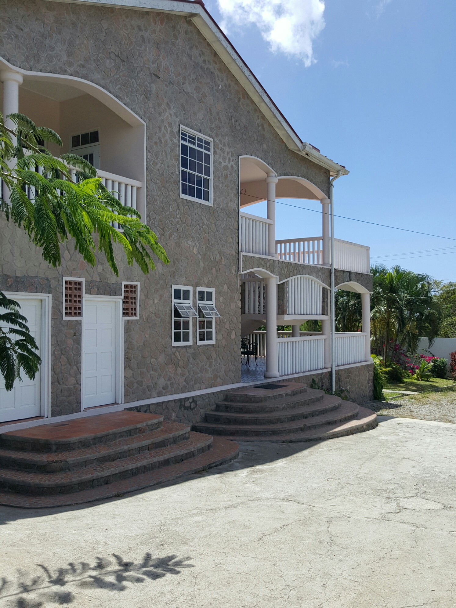 L’Escape St Lucia – Hotel for Sale in Choiseul