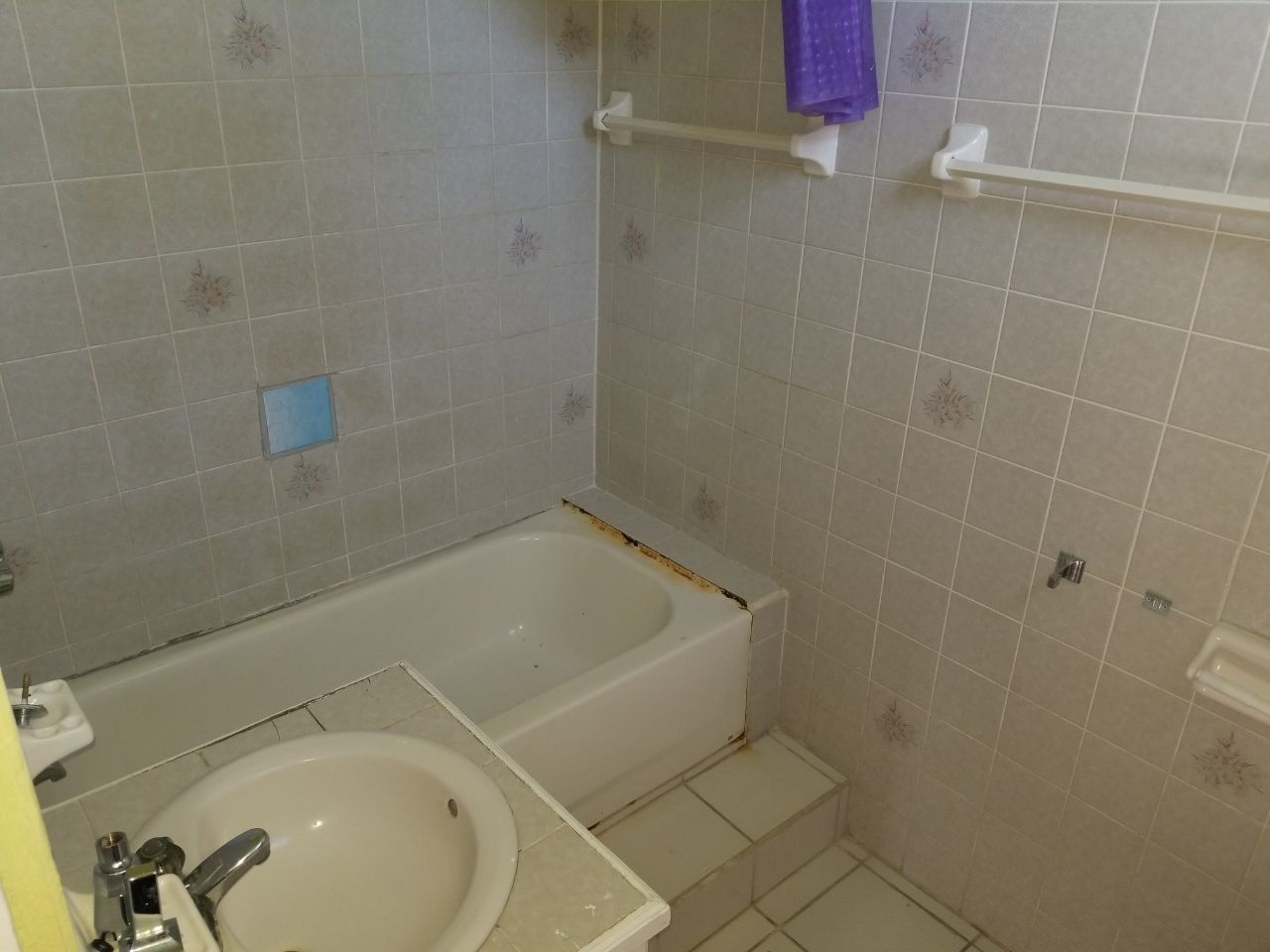 Cozy Apartment Building For  Sale in Black Bay Vieux Fort