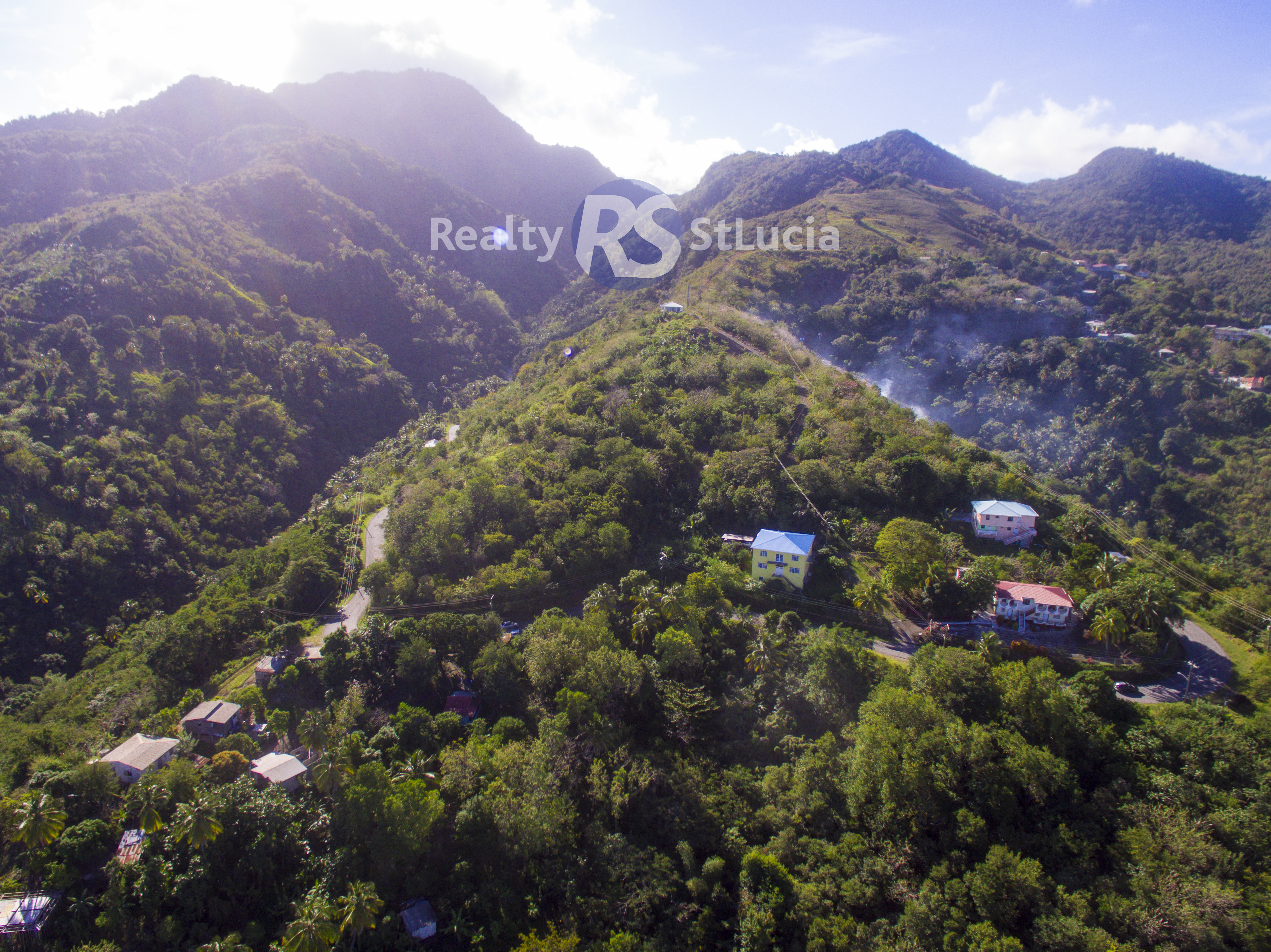 15 Lots of Various Sizes for Sale in Canaries St. Lucia