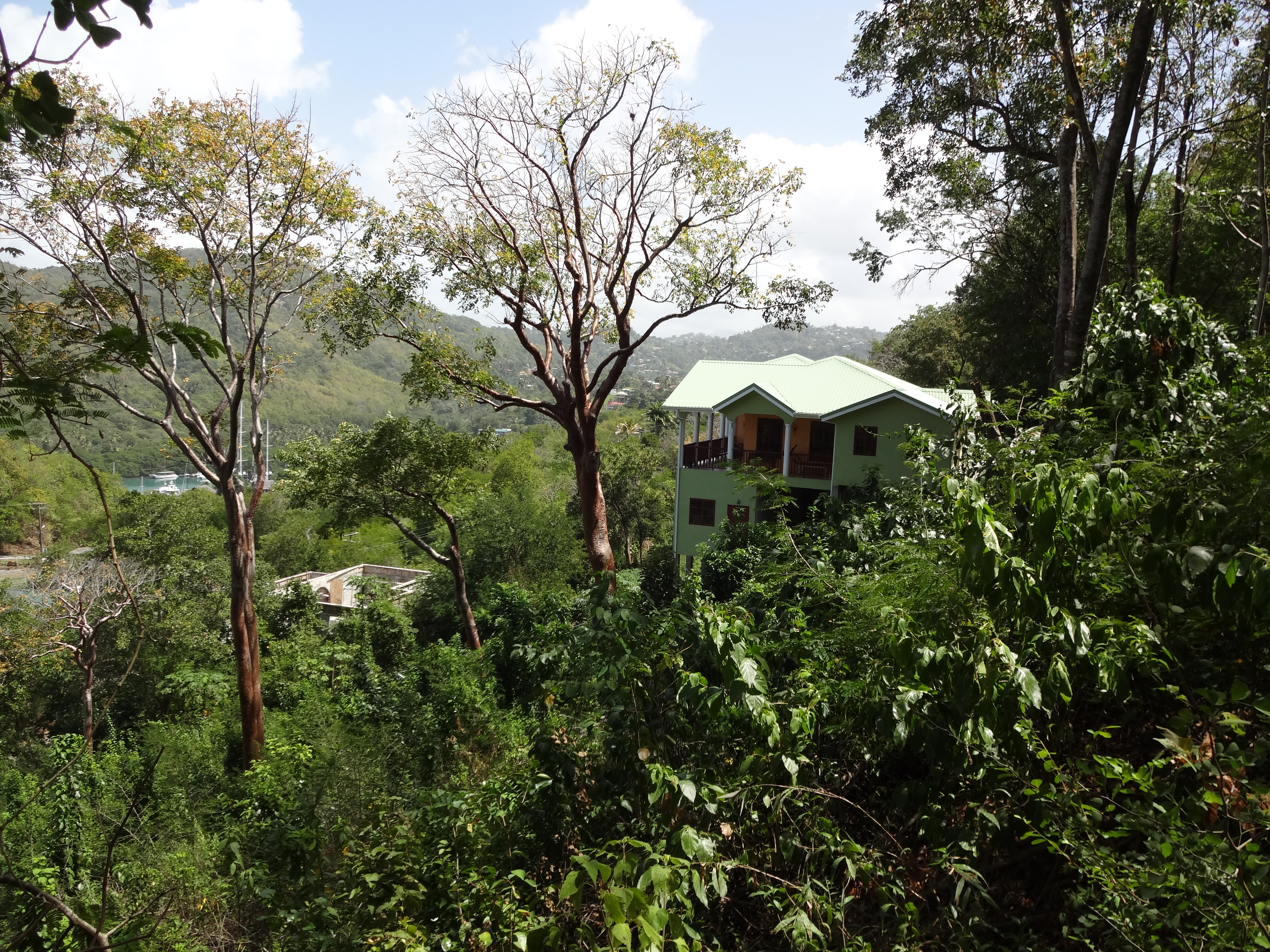 Land for Sale in Marigot overlooking the Marigot Bay harbour