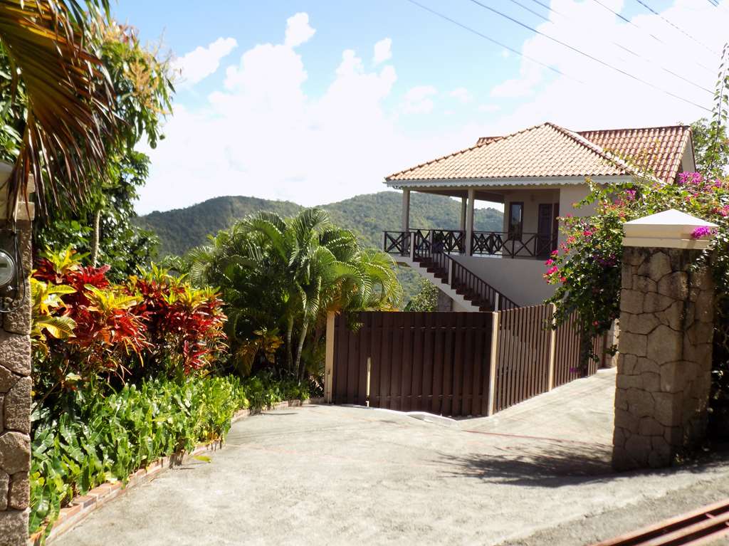 villa for sale in marigot - villa sherry
