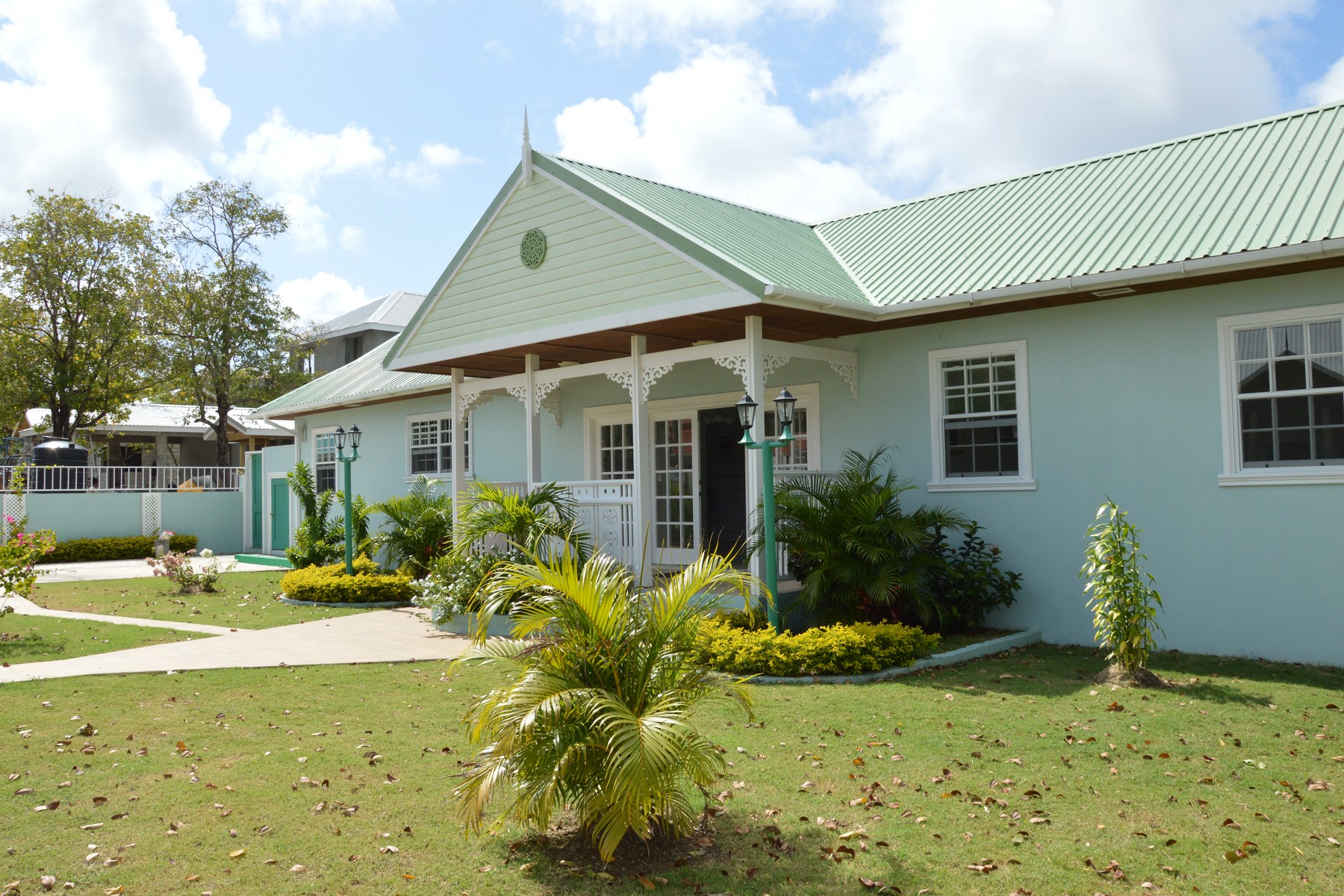 house for sale at aron vale gros islet