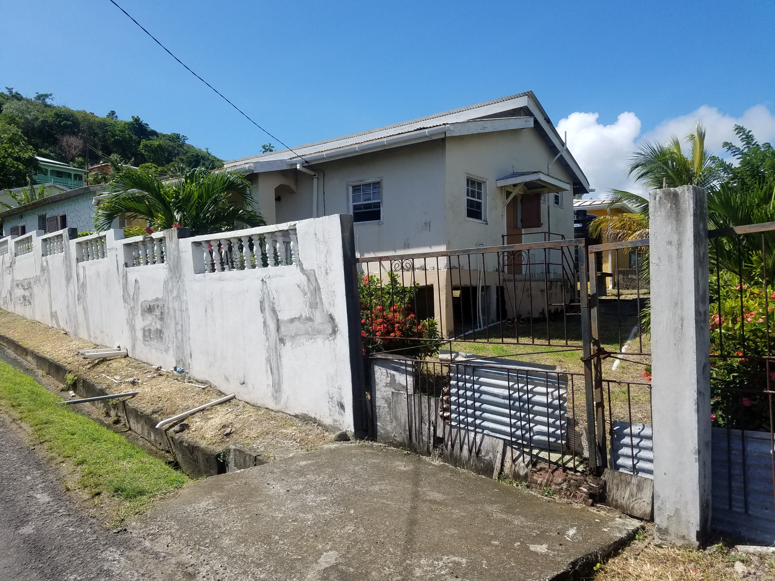 20181128_121128 sT lUCIA Fixer Upper Property for Sale in St Lucia