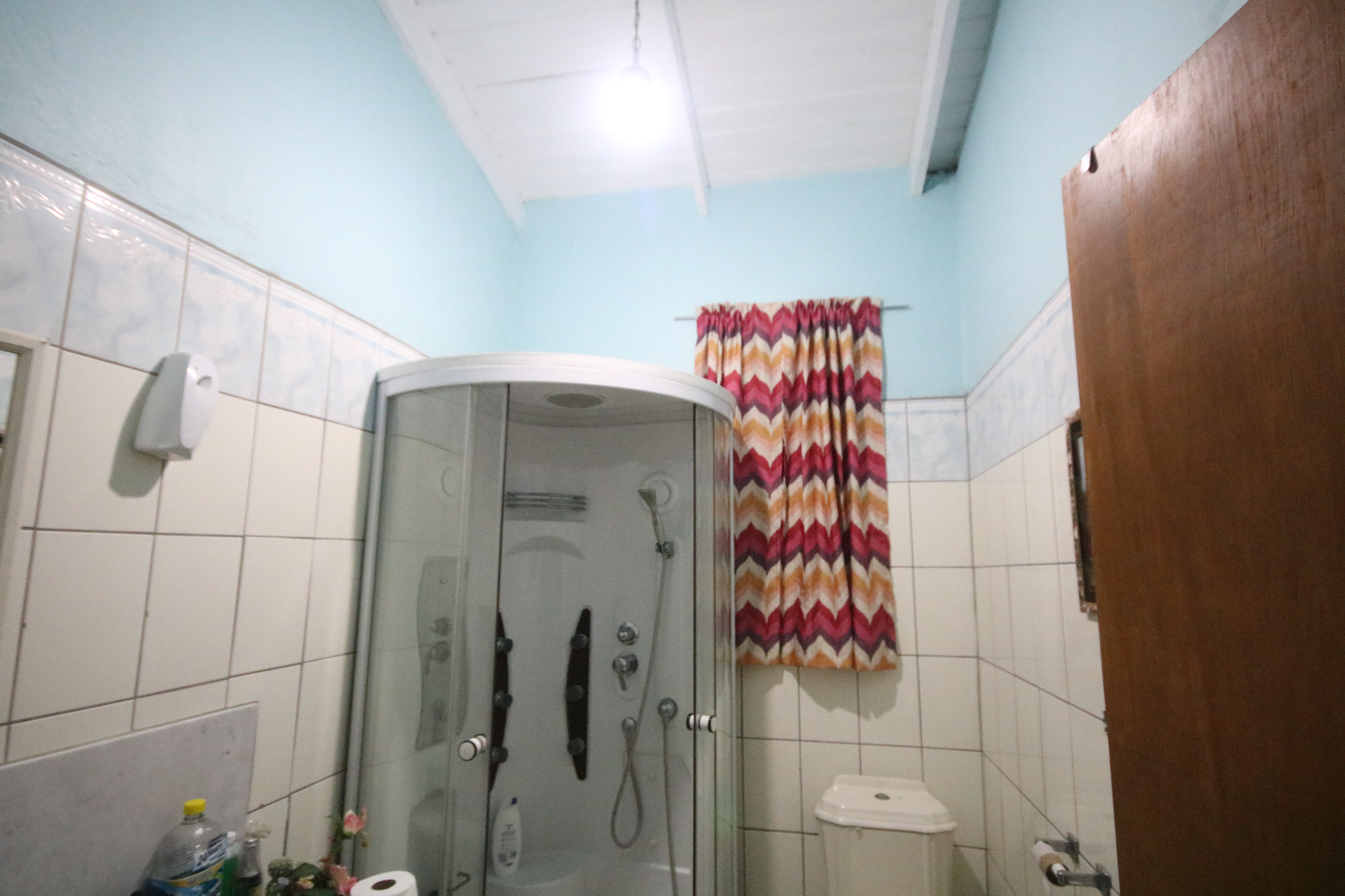 7 Bedroom (3 Apartment Unit) House for Sale in Corinth, Gros Islet