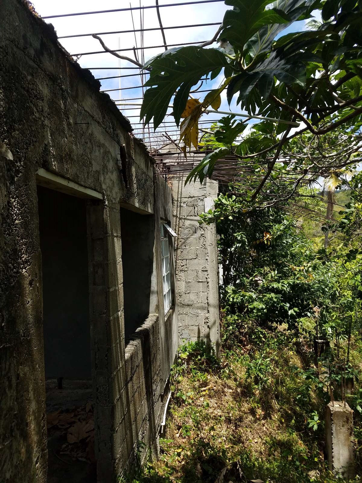 Incomplete House / Fixer Upper For Sale on 8,746 sq. ft. Land