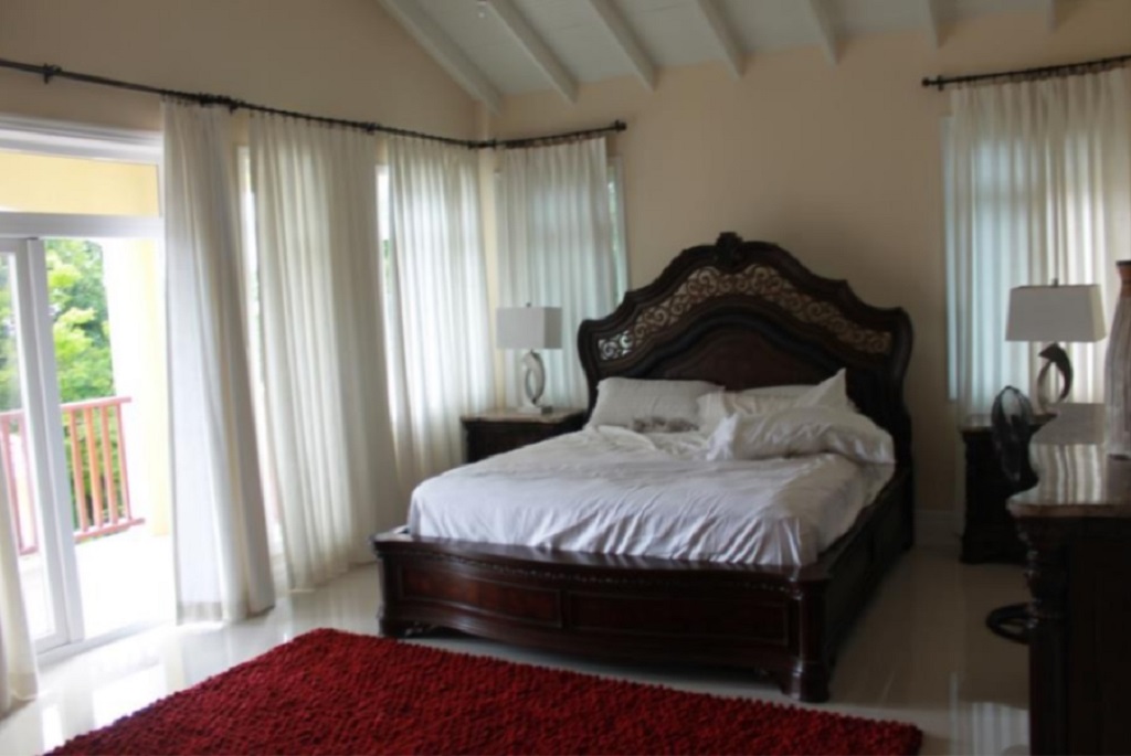 Luxury 4  Bed, 6 Bath House w Pool for Sale at Balembouche