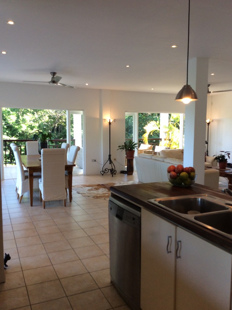 marigot st lucia villa for sale dining and kitchen
