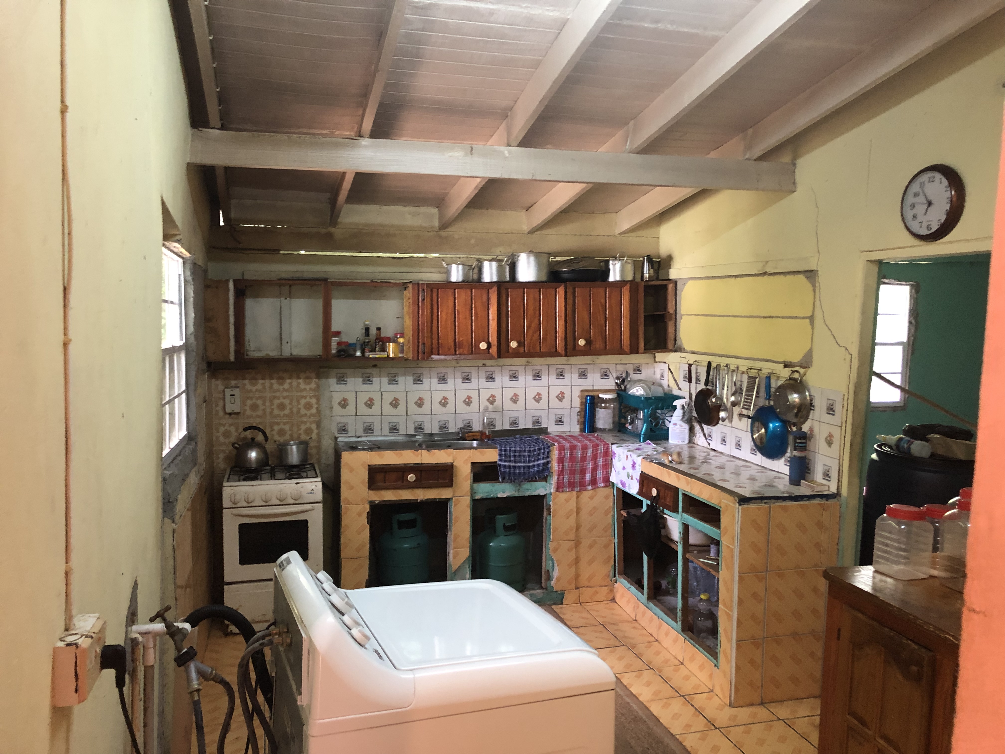 Fixer Upper For Sale at Entrepot Castries