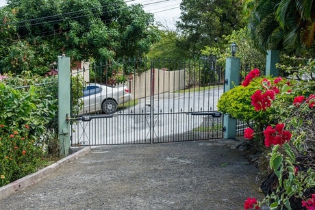 House For Sale In Castries, Coubaril – 3 Beds, 2 Baths