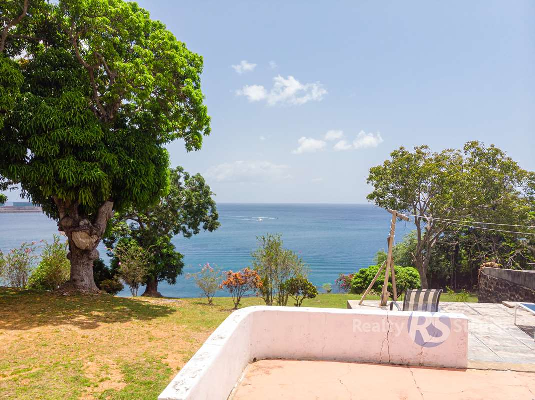 st lucia rea estate 6 Bedroom House For Sale Near Castries patio