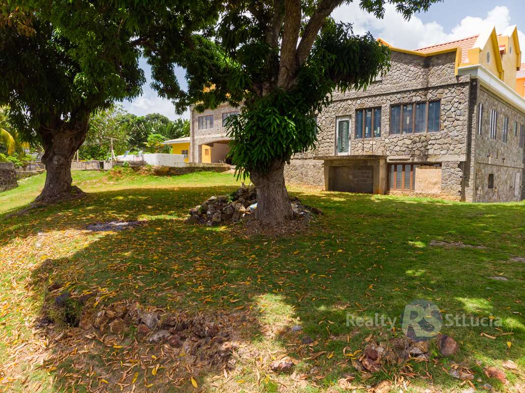 st lucia rea estate 6 Bedroom House For Sale Near Castries tree