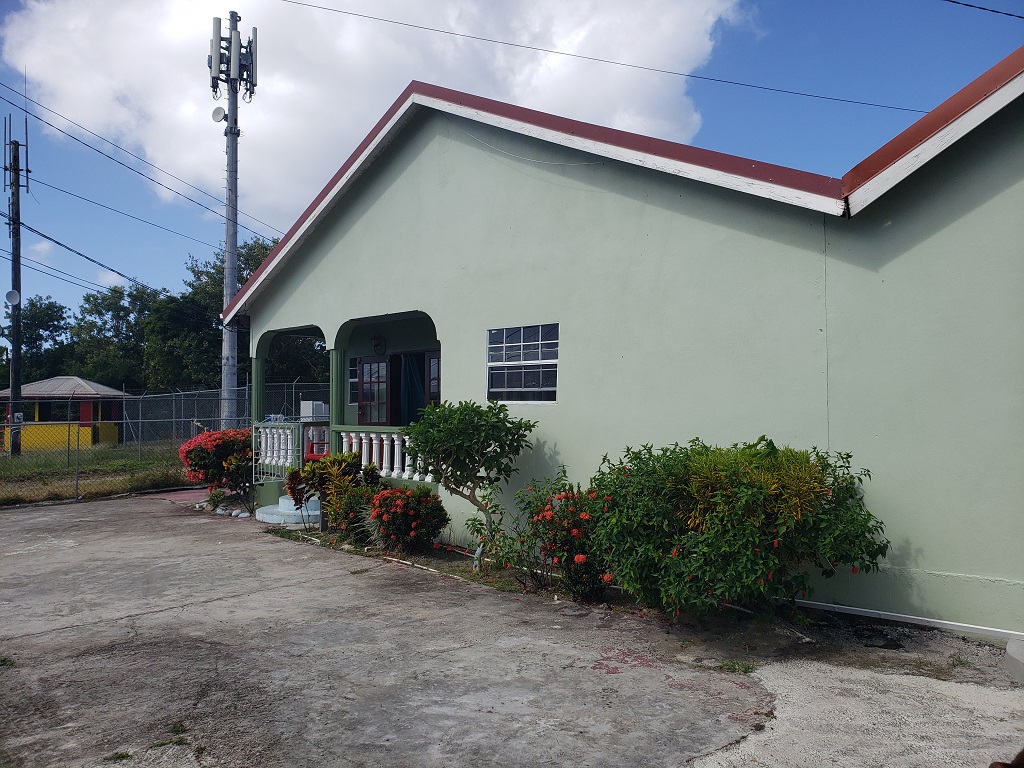 Single Family Bungalow House For Sale in St Lucia1