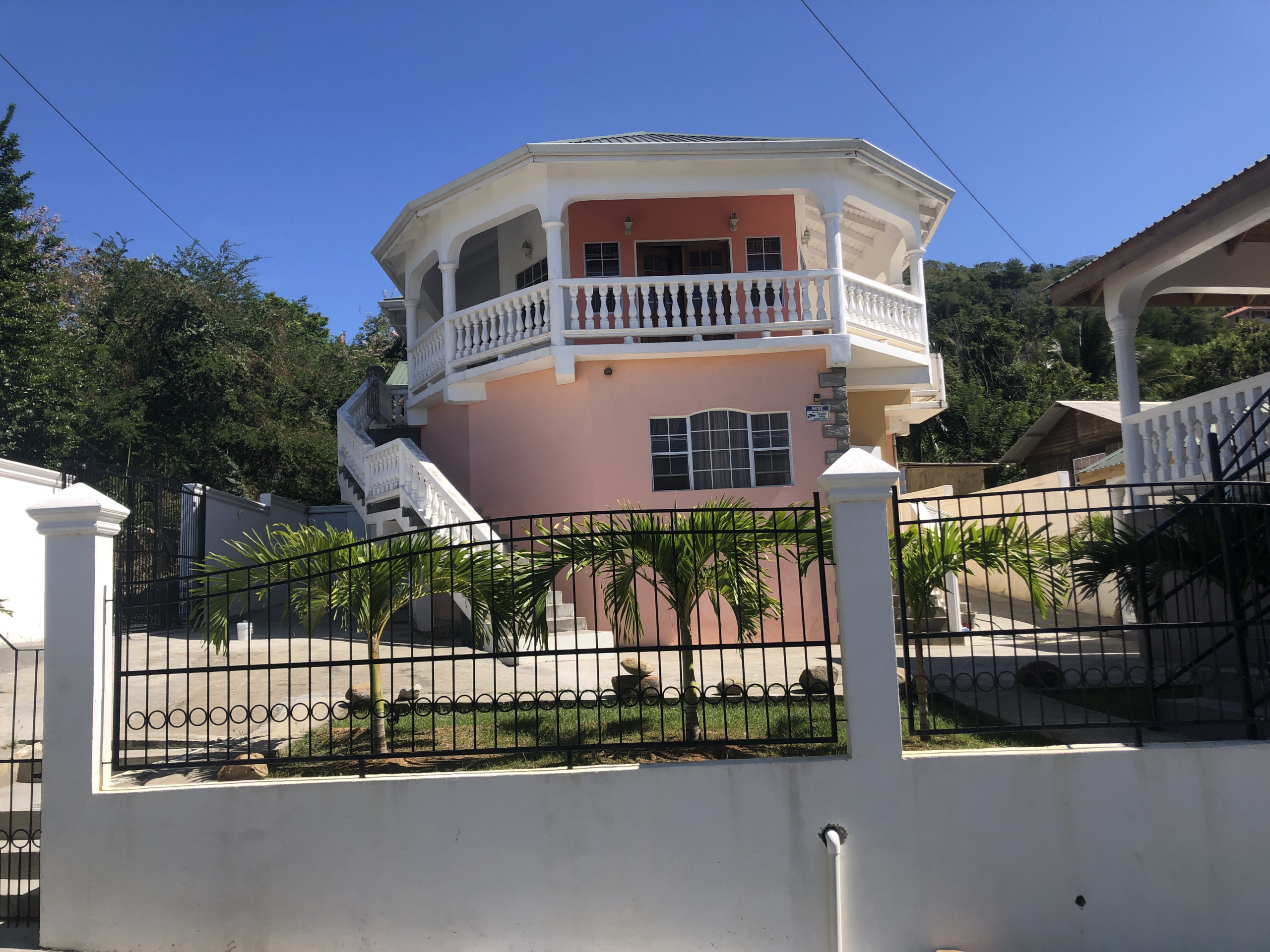 4 Bedroom Furnished Apartment For Rent
