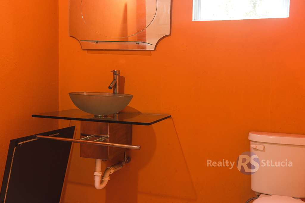 house nd land in st lucia west shower