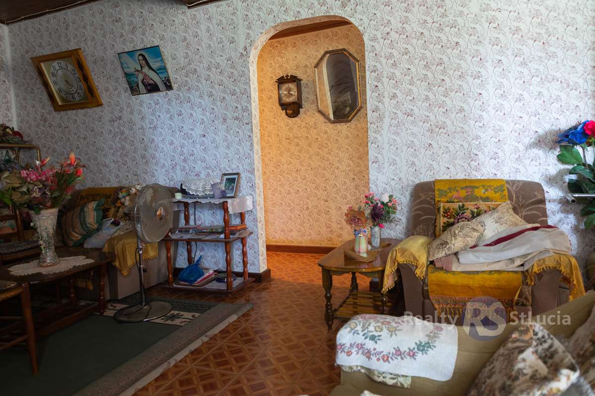 St Lucia real estate Single Family Home in Choiseul on 5 Acres Landjhhhhh