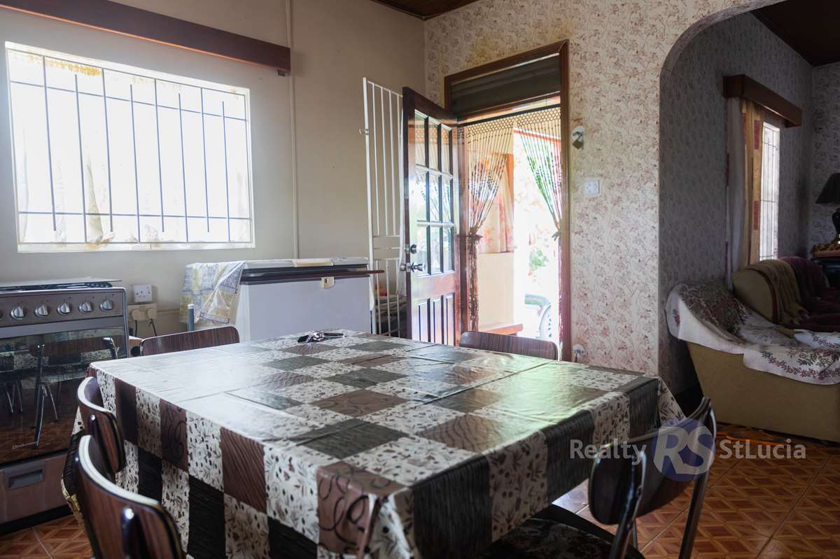 St Lucia real estate Single Family Home in Choiseul on 5 Acres Land table