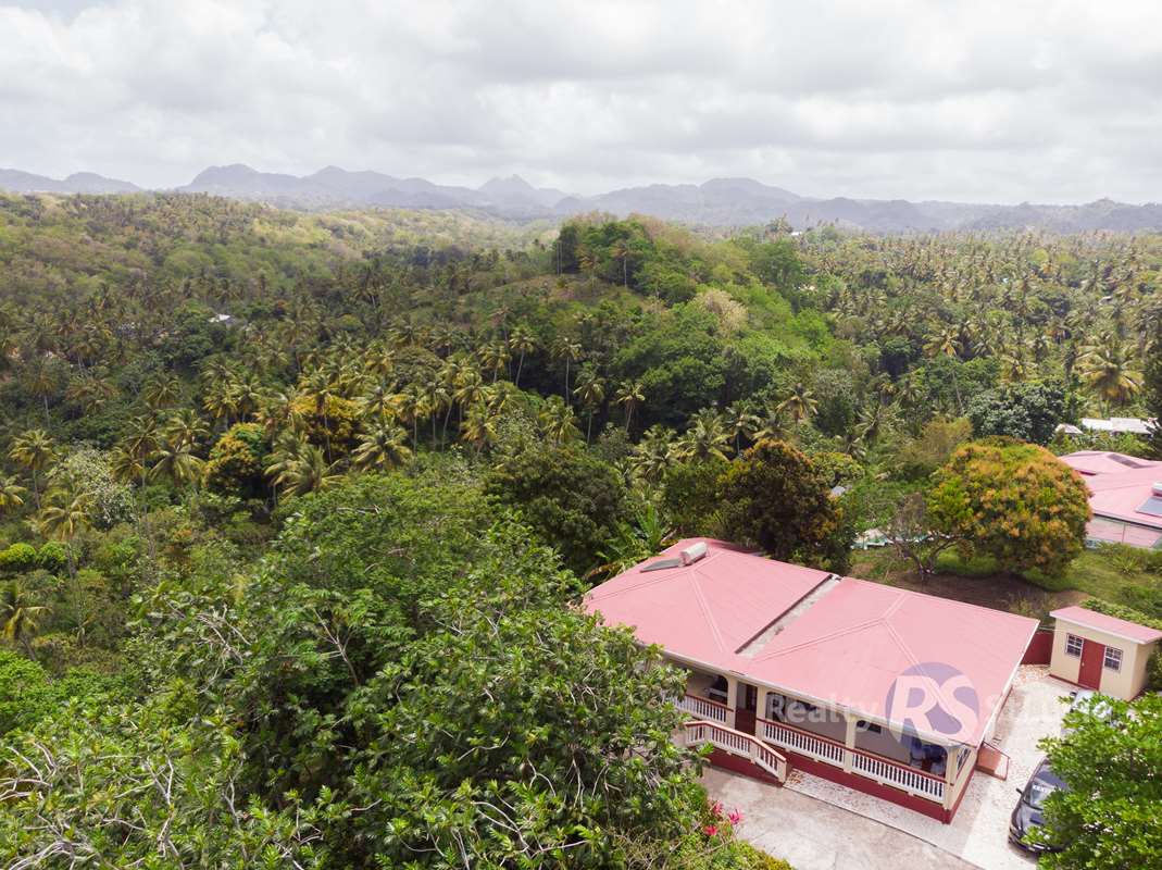 St Lucia real estate Single Family Home in Choiseul on 5 Acres Land0999