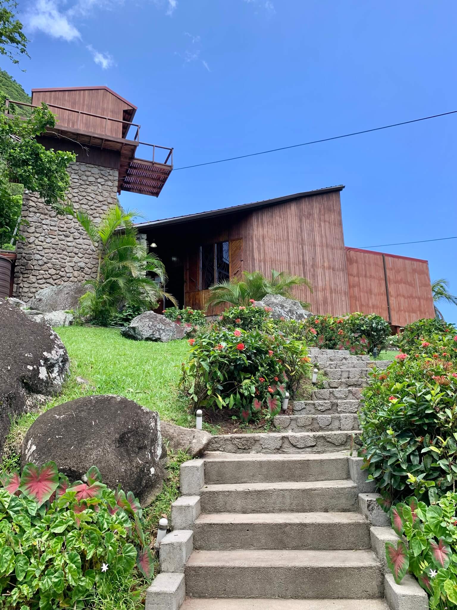 st lucia real estate villa steps