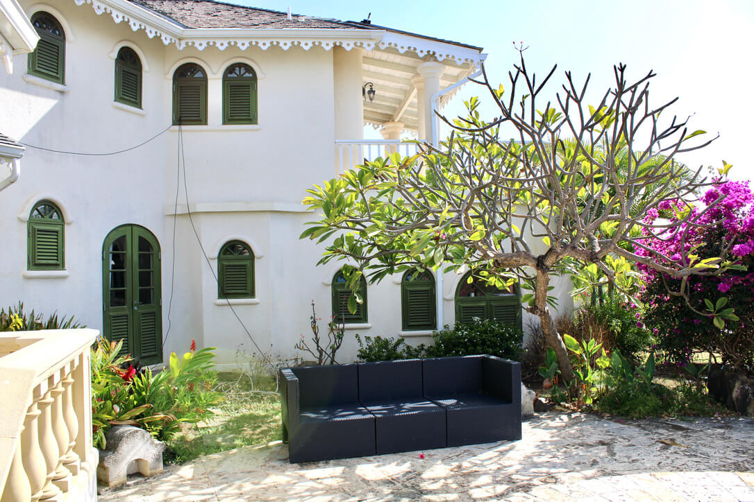 houses for sale in cap estate outdoor