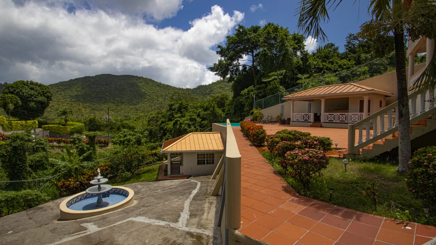St Lucia Real Estate marigot for sale villa walkway