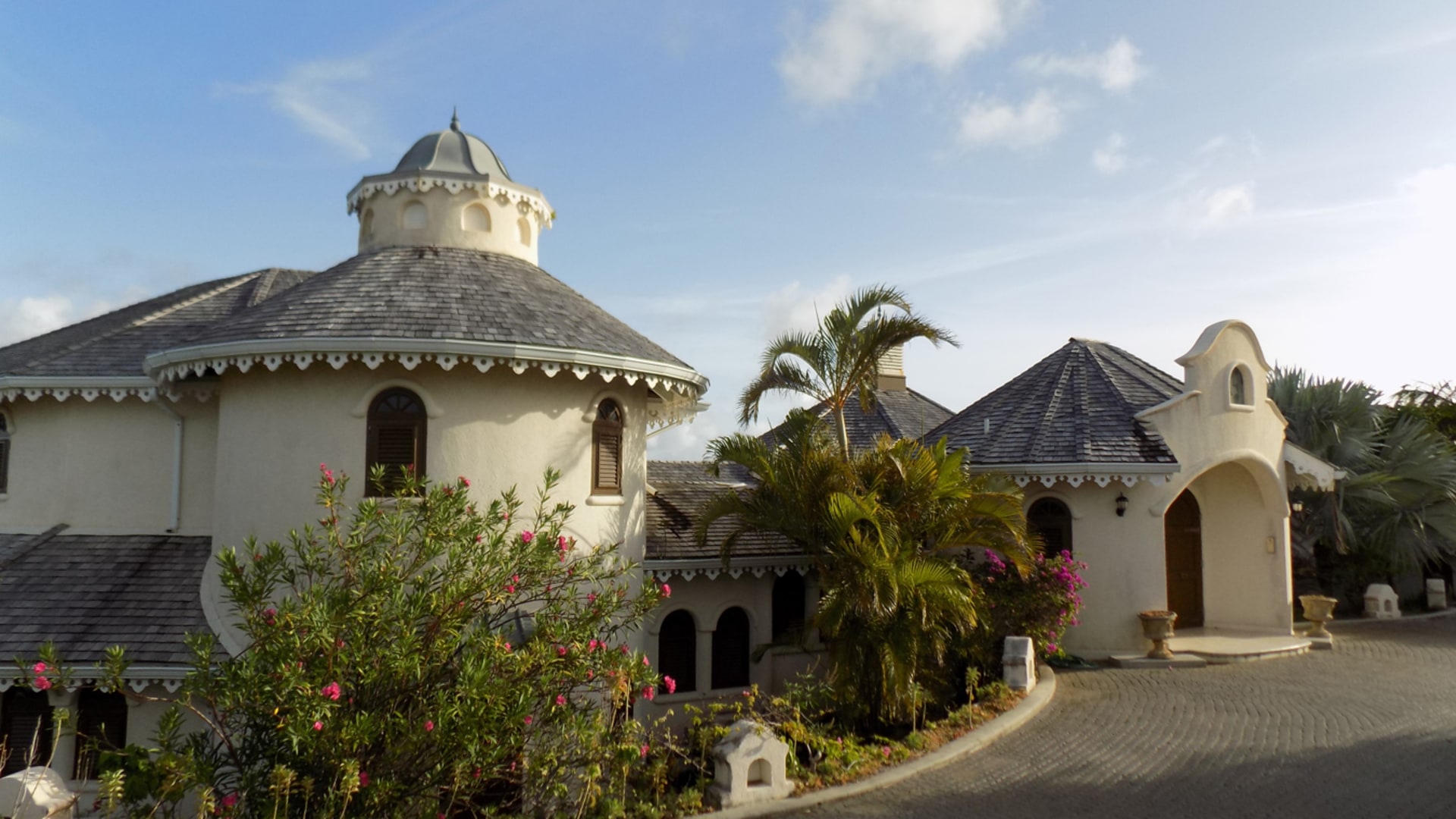 Villa for Sale at Cap-Estate : Schloss Du Cap
