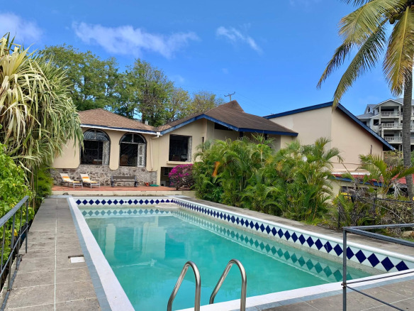 11 golf ridge home for sale in st lucia