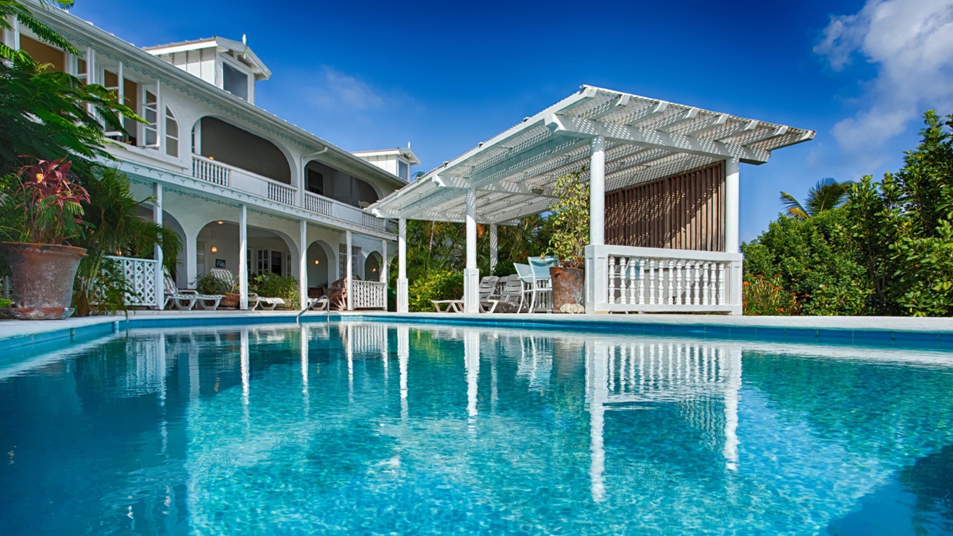 16 Saddleback Villa
