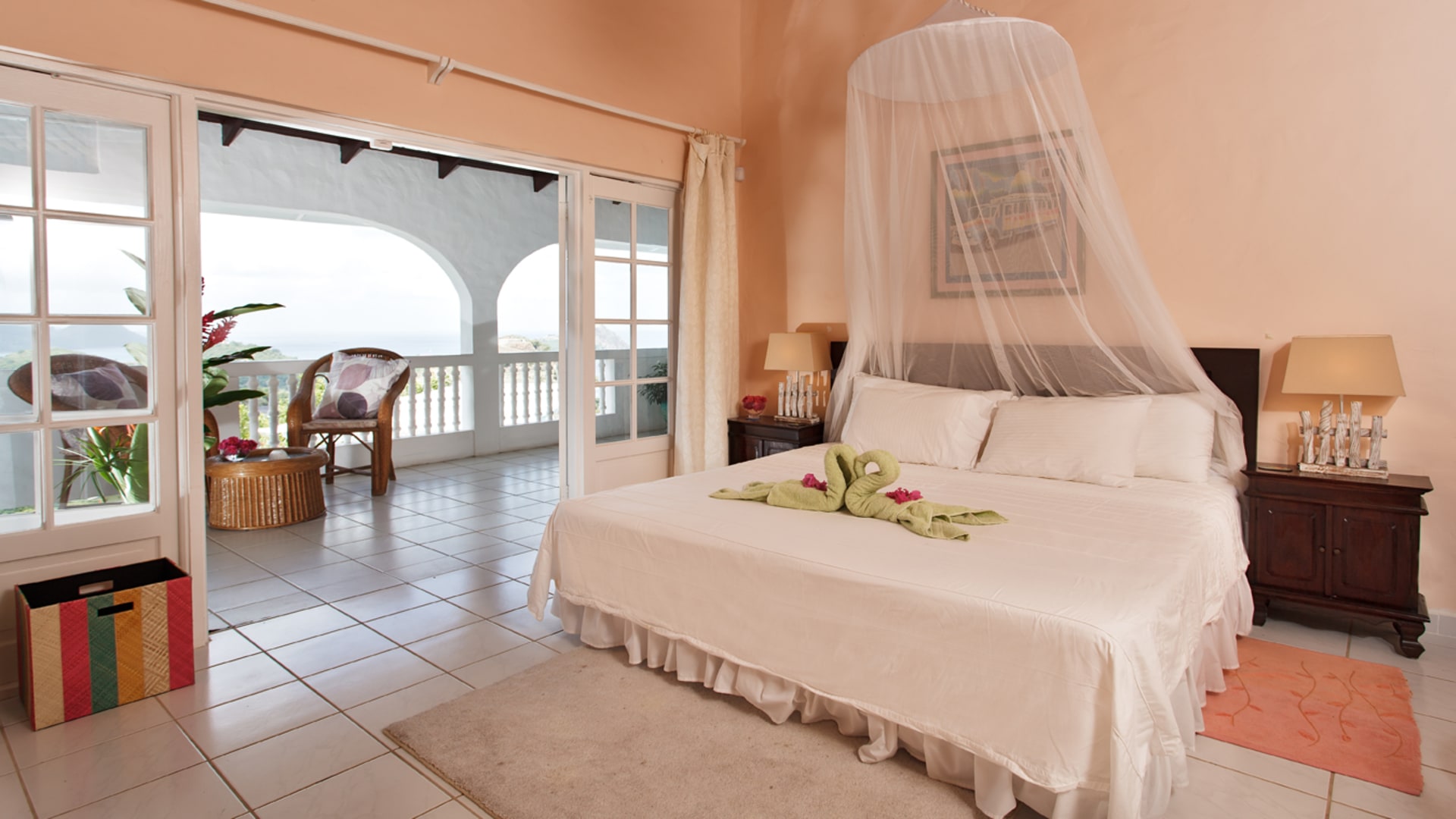 villa for sale in cap estate st lucia saddleback bedroom2