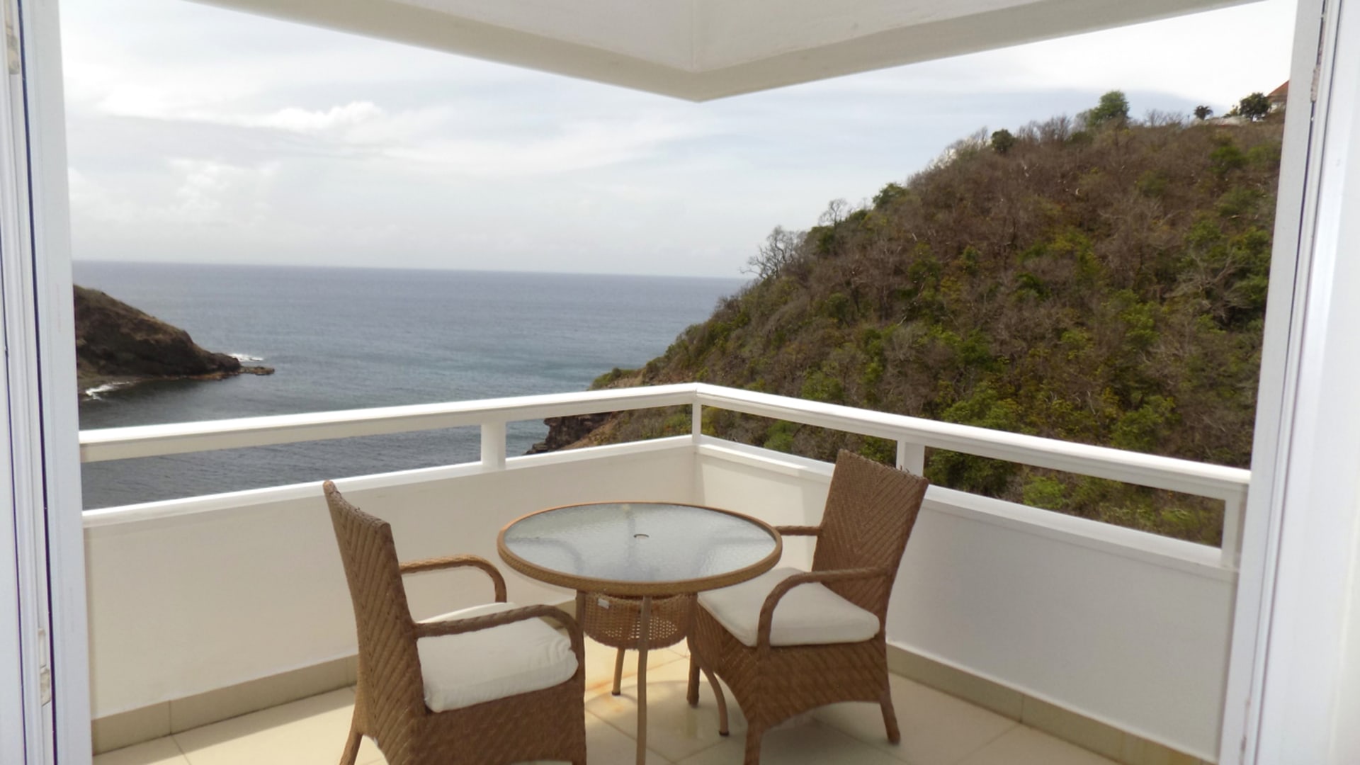 Villa for sale cap estate allamanda real estate