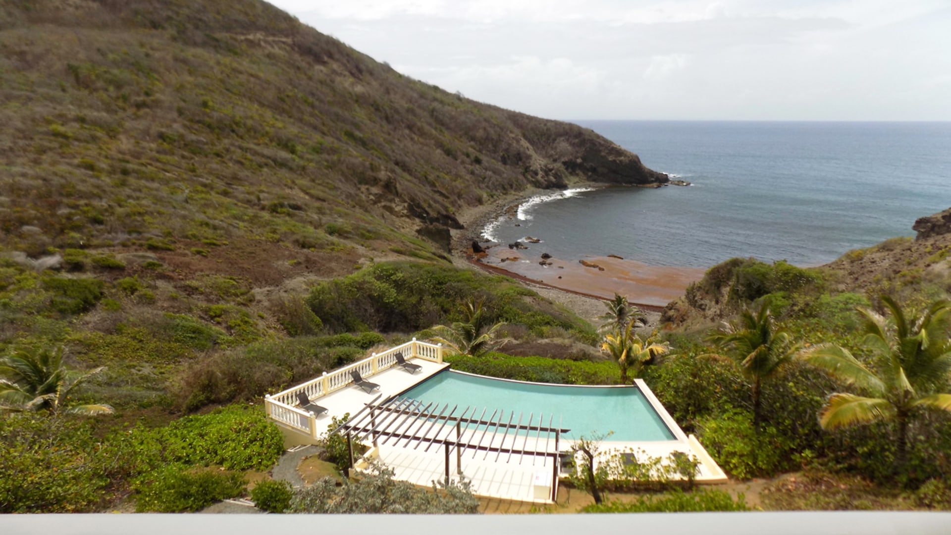 Villa for sale cap estate allamanda