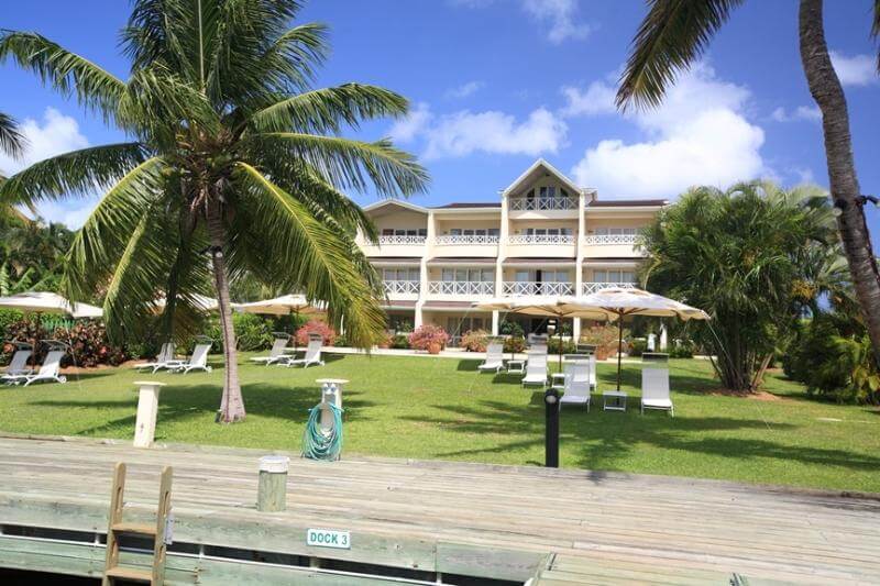 water front villa for sale st lucia rodney bay front yard
