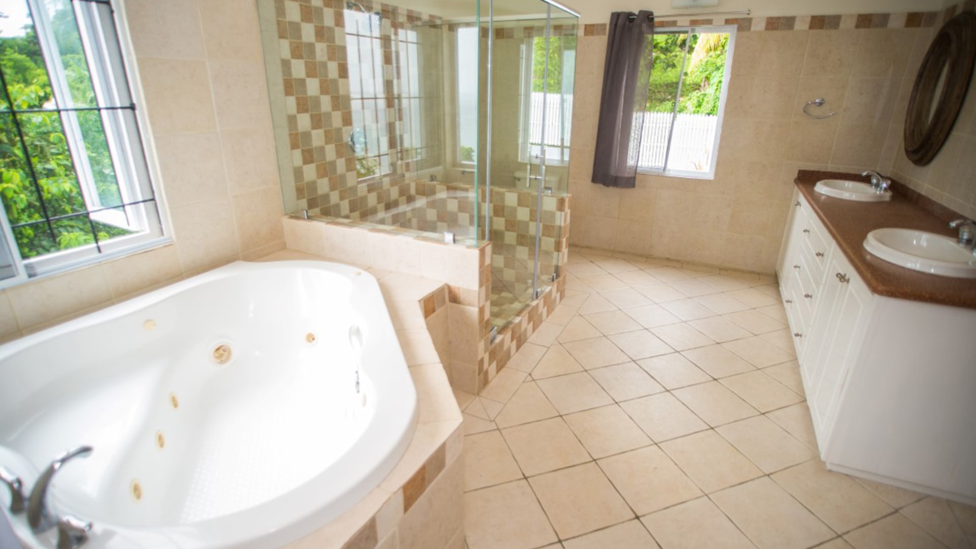 st lucia real estate modern villa at Marisule for sale jaccuzi