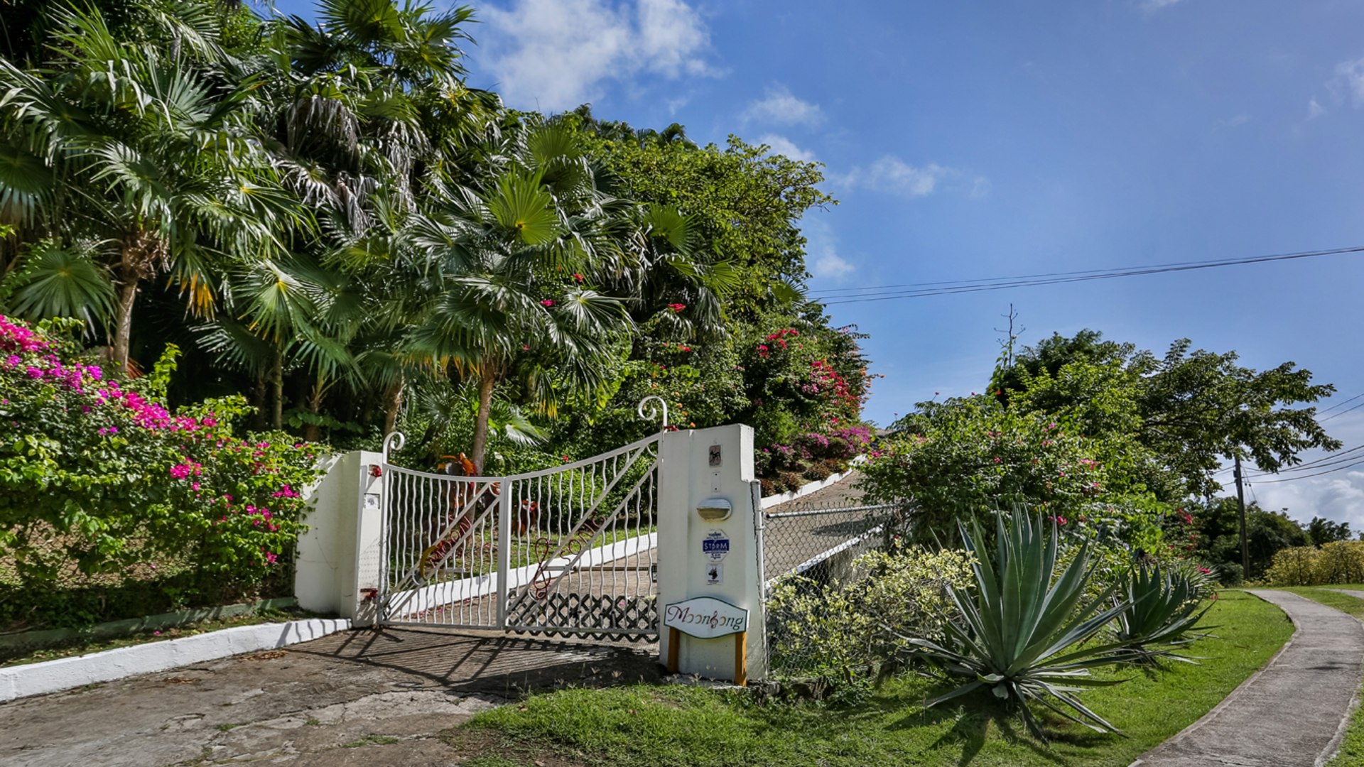 Moonsong Villa