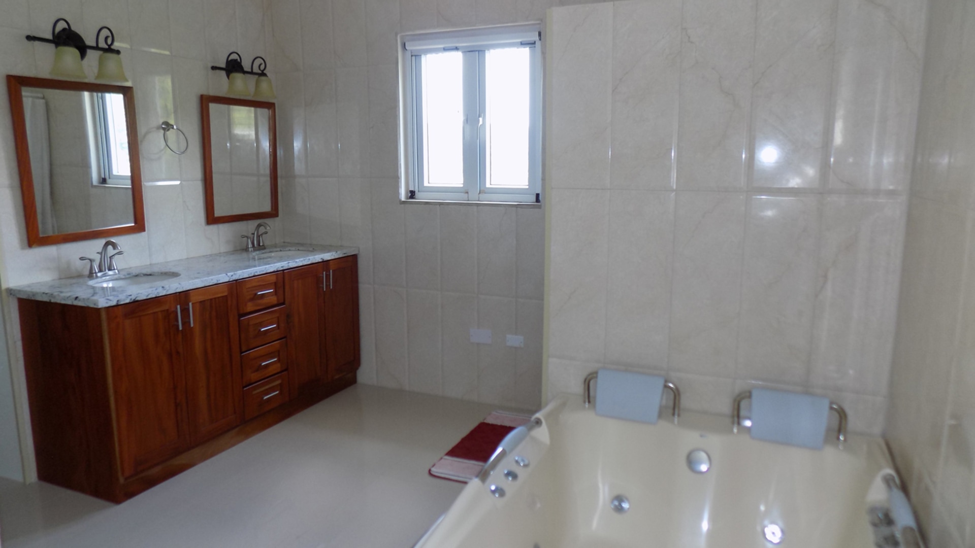 marigot bay villa for sale in st lucia bathroom