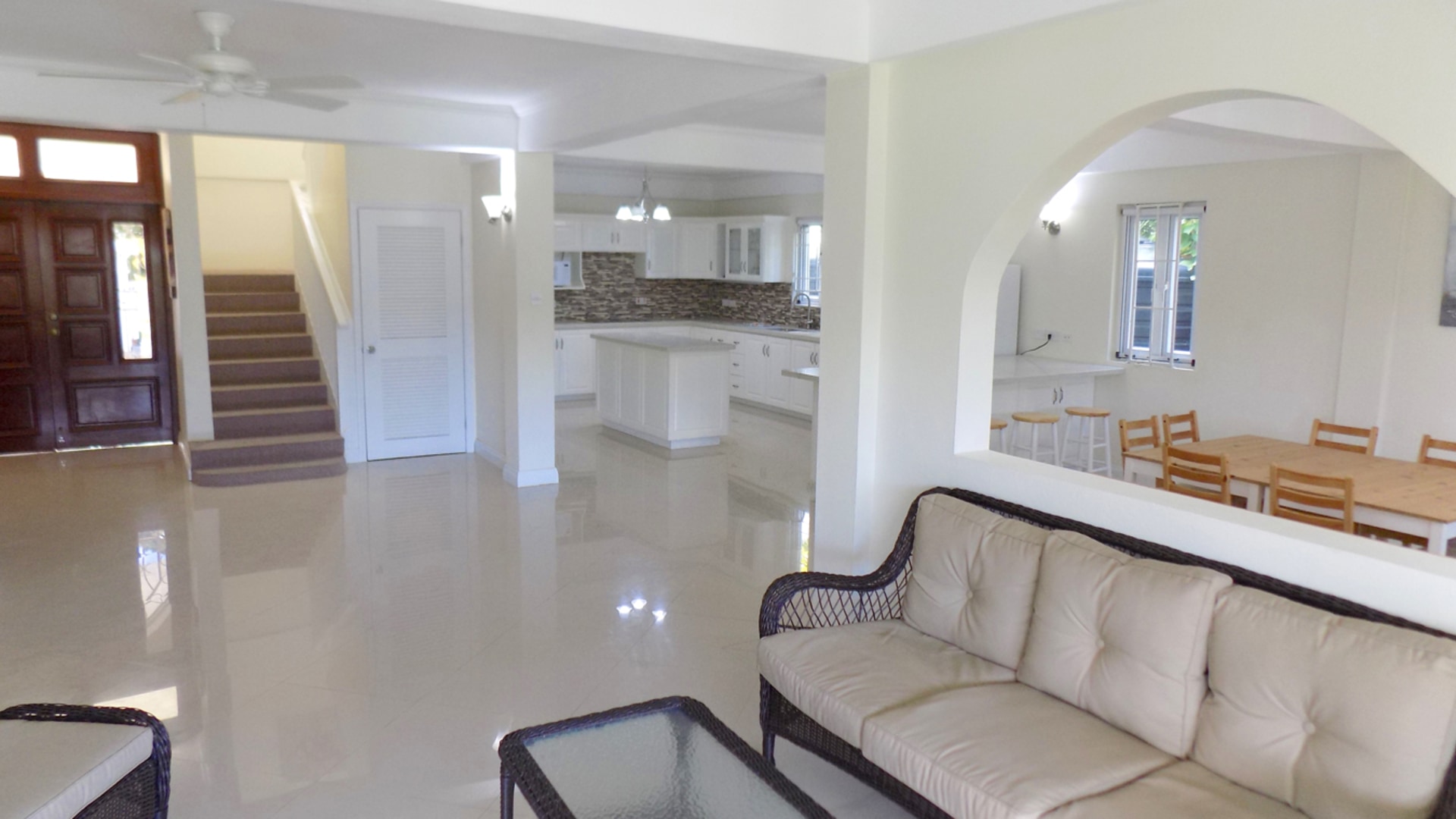 marigot bay villa for sale in st lucia sitting
