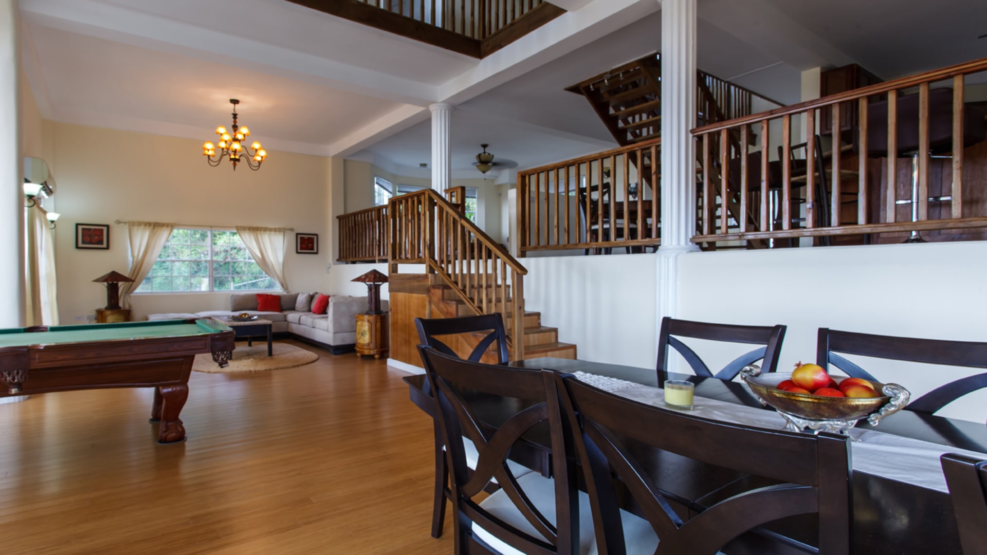 st lucia real estate VILLA CHLOESA for sale table