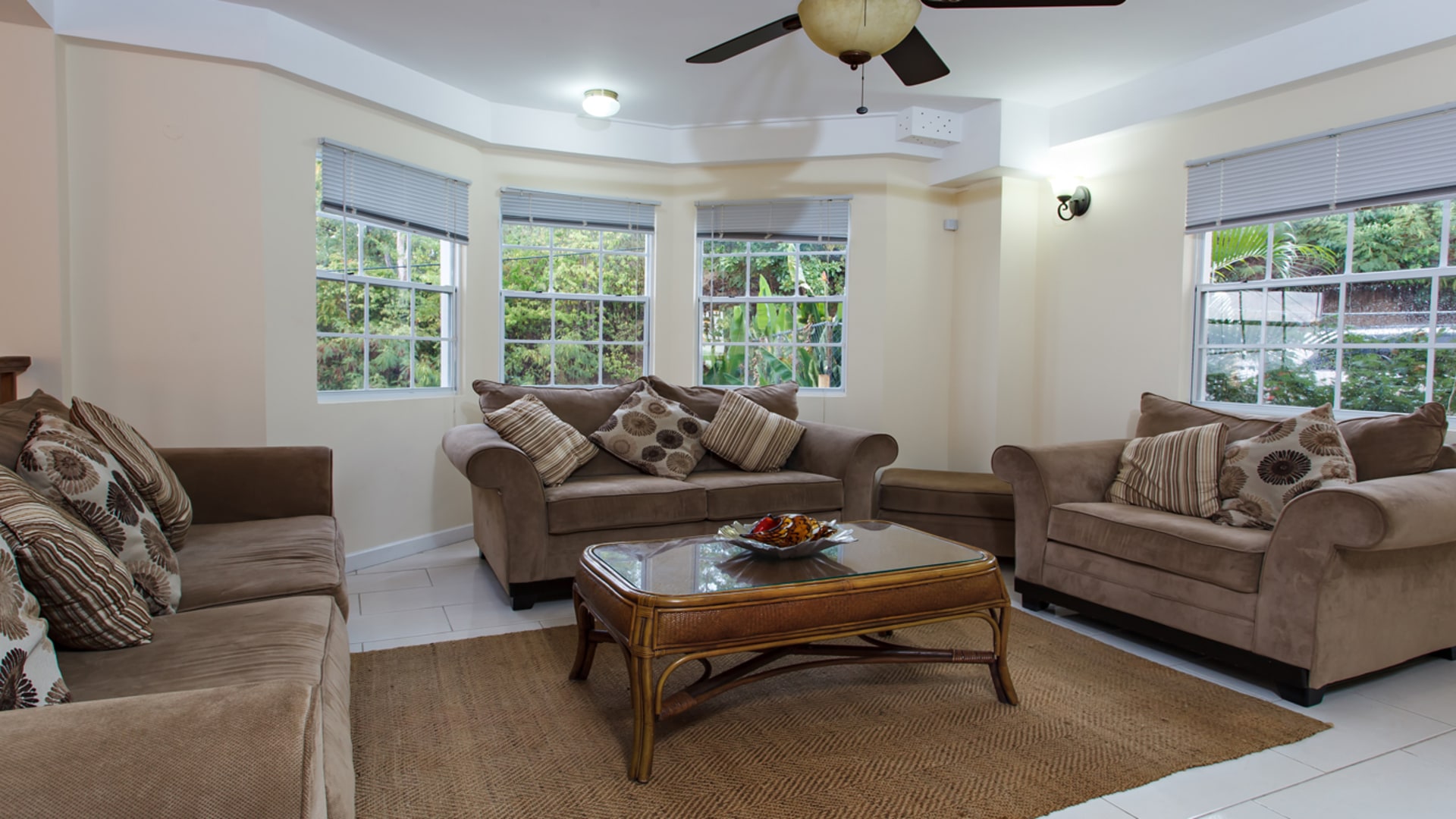 st lucia real estate VILLA CHLOESA for sale living room