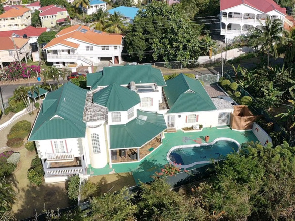 villa divina for sale in rodney heights Rodney bay