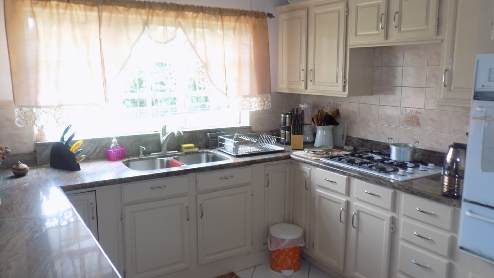 Villa Divina for sale in Rodney Bay real estate kitchen