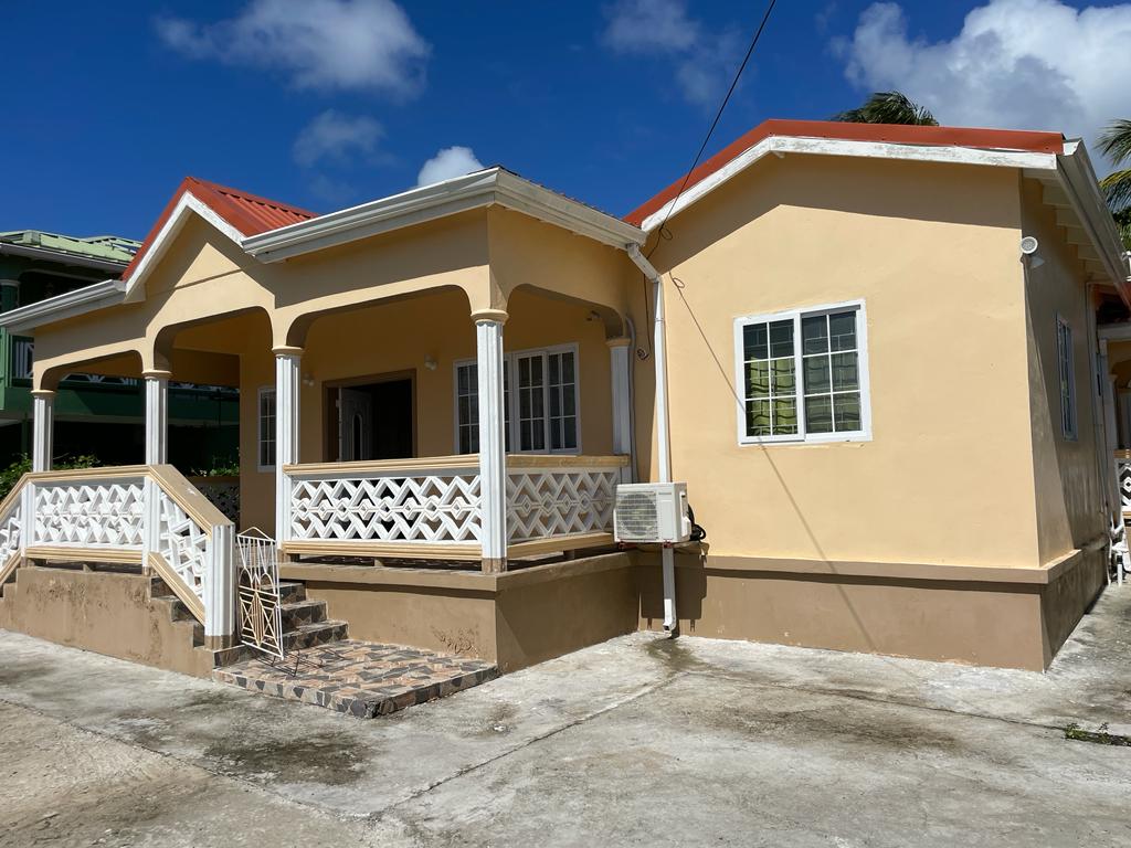 3 bedroom bungalow house for rent