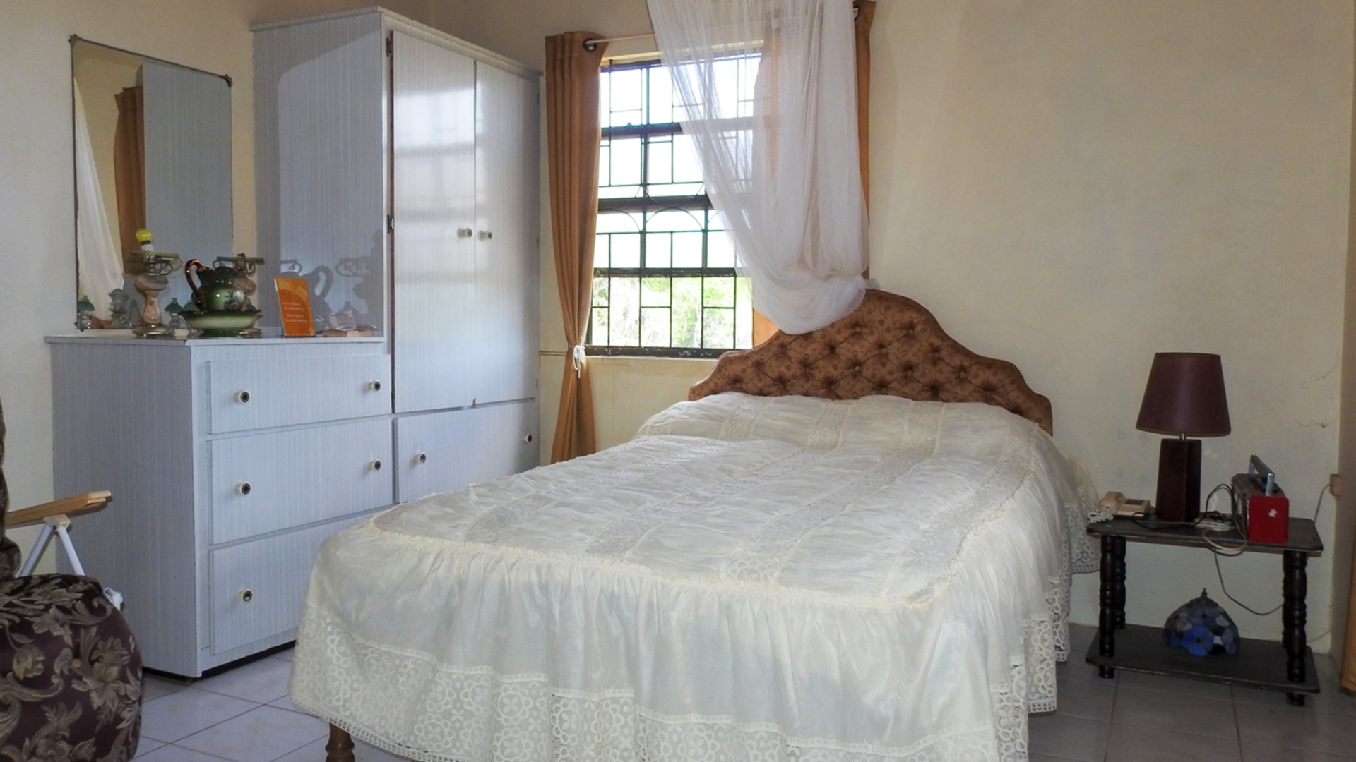 st lucia real estate fixer upper bed