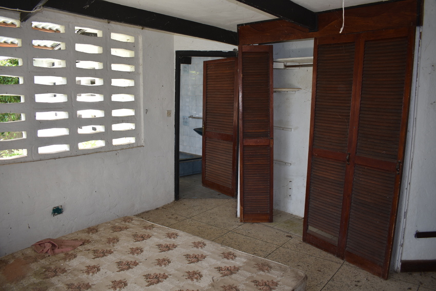 House for sale St lucia laborie Real Estate tub closet
