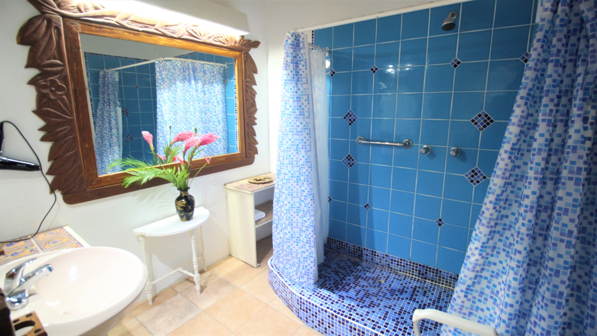 The Cliff House Overlooking Marigot Bay St lucia real estate